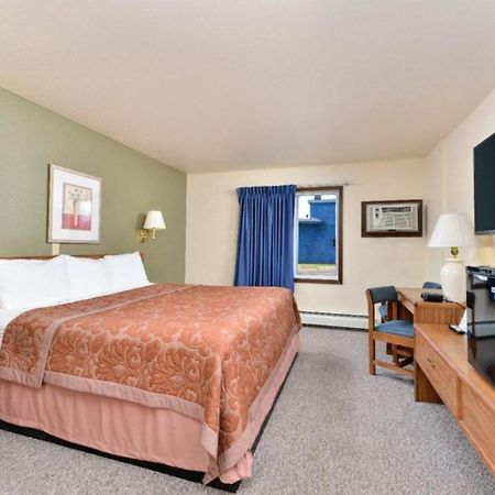 Love Hotels Staples By Oyo At Hwy 10 Mn Motley Exteriér fotografie