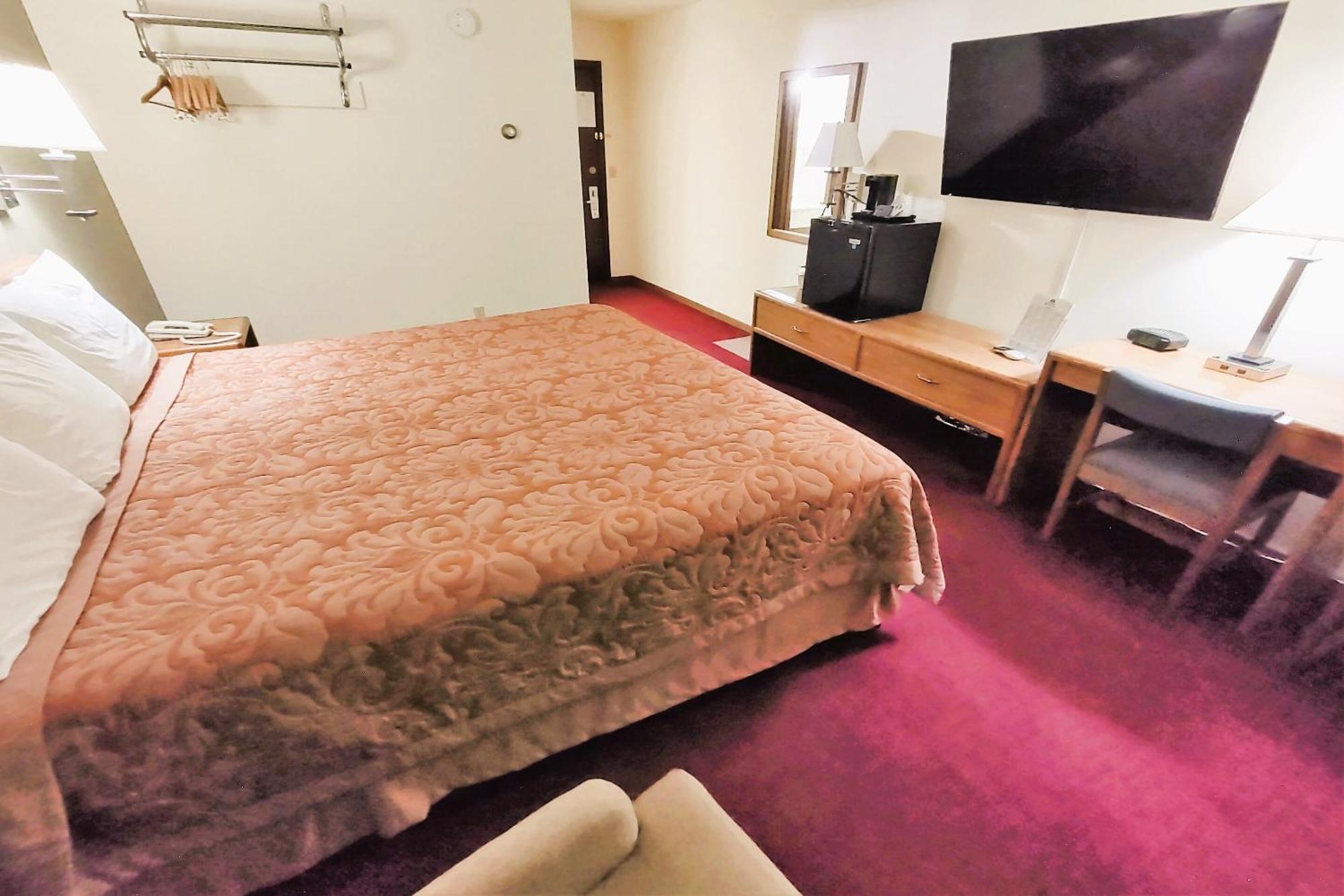 Love Hotels Staples By Oyo At Hwy 10 Mn Motley Exteriér fotografie
