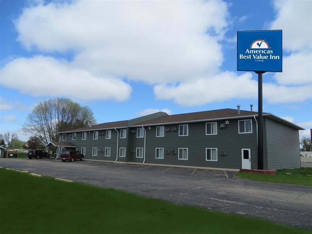 Love Hotels Staples By Oyo At Hwy 10 Mn Motley Exteriér fotografie
